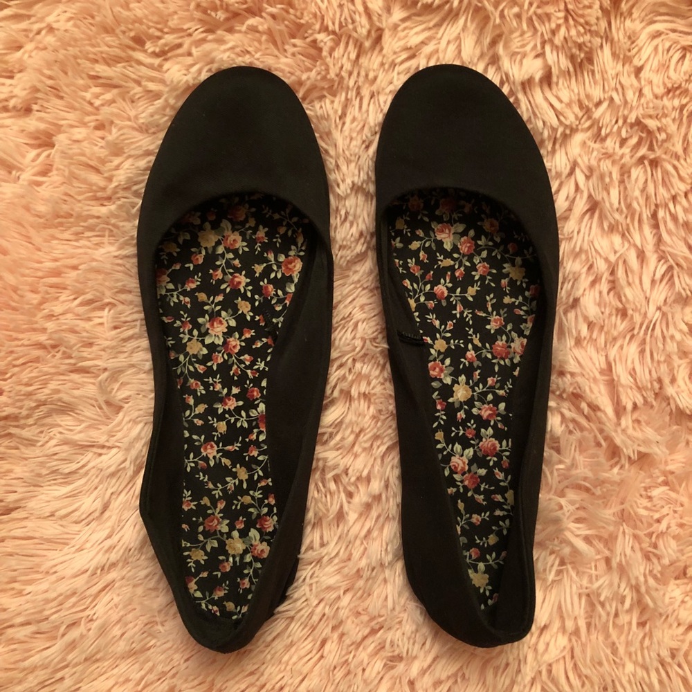 Simple Basic Black Flats Shoes Round Toe